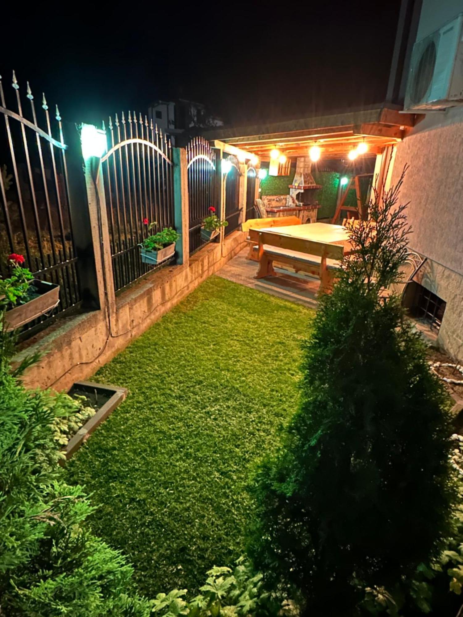 Advel Guest House Madzhare Extérieur photo