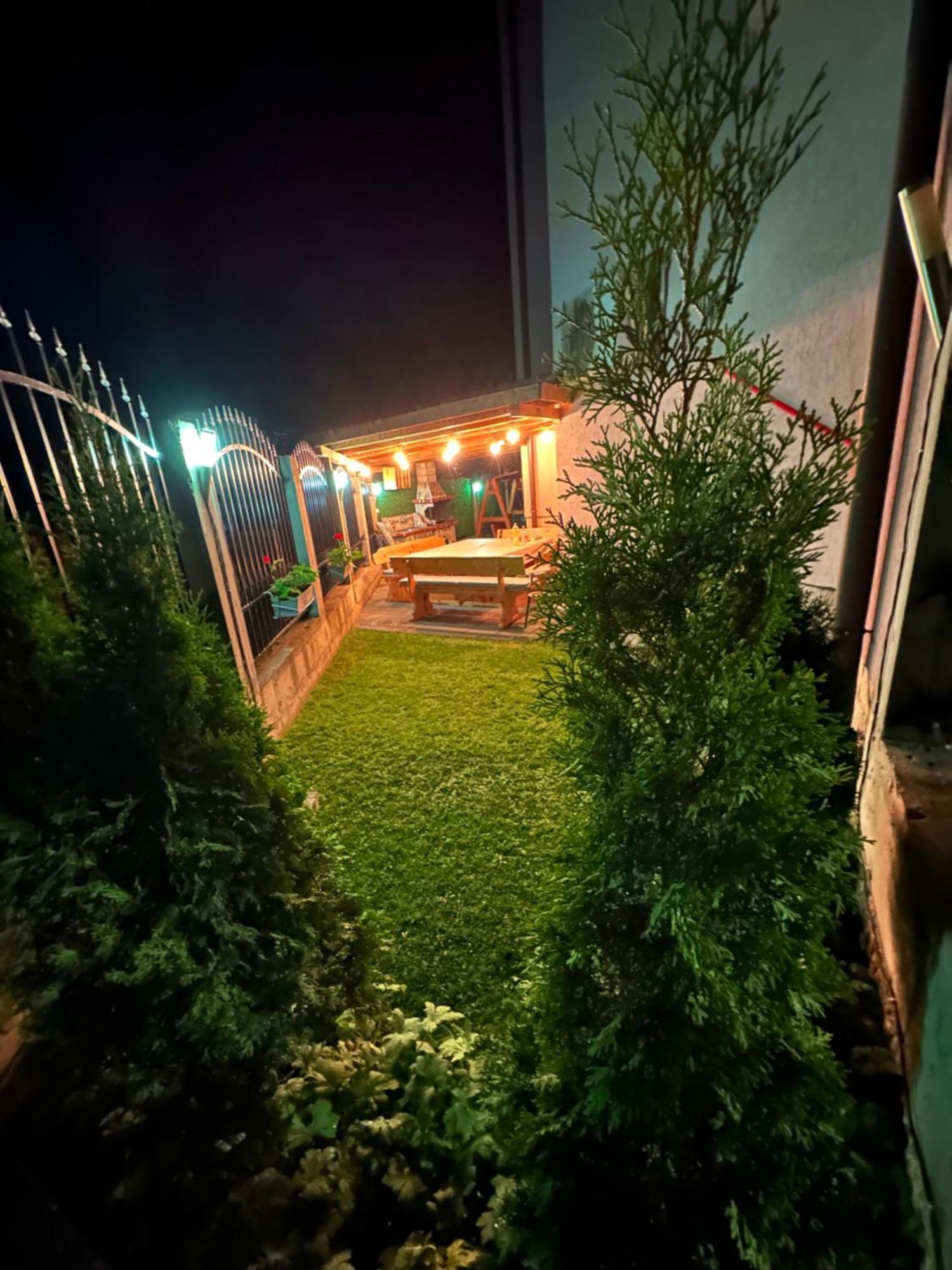 Advel Guest House Madzhare Extérieur photo
