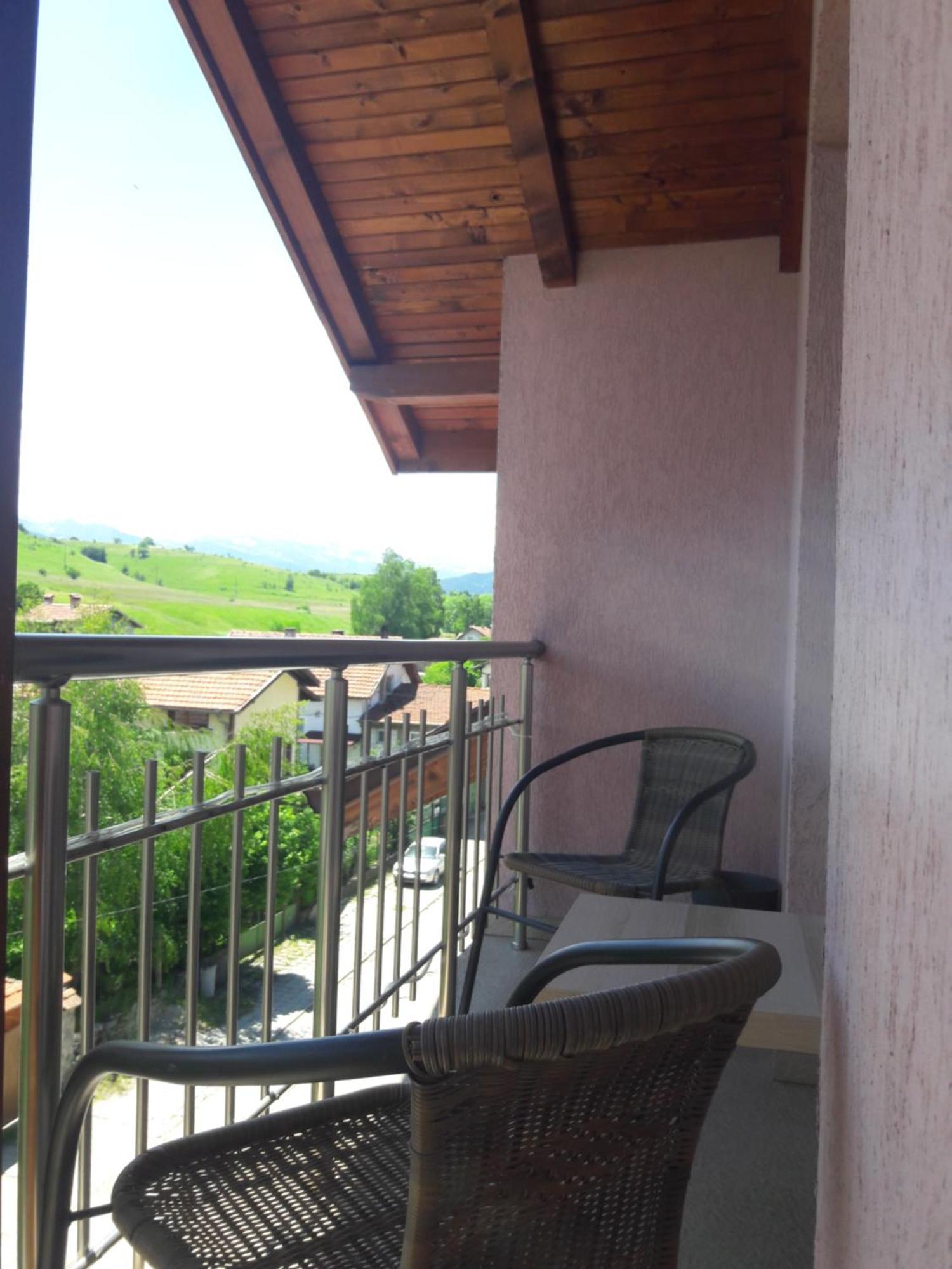 Advel Guest House Madzhare Extérieur photo