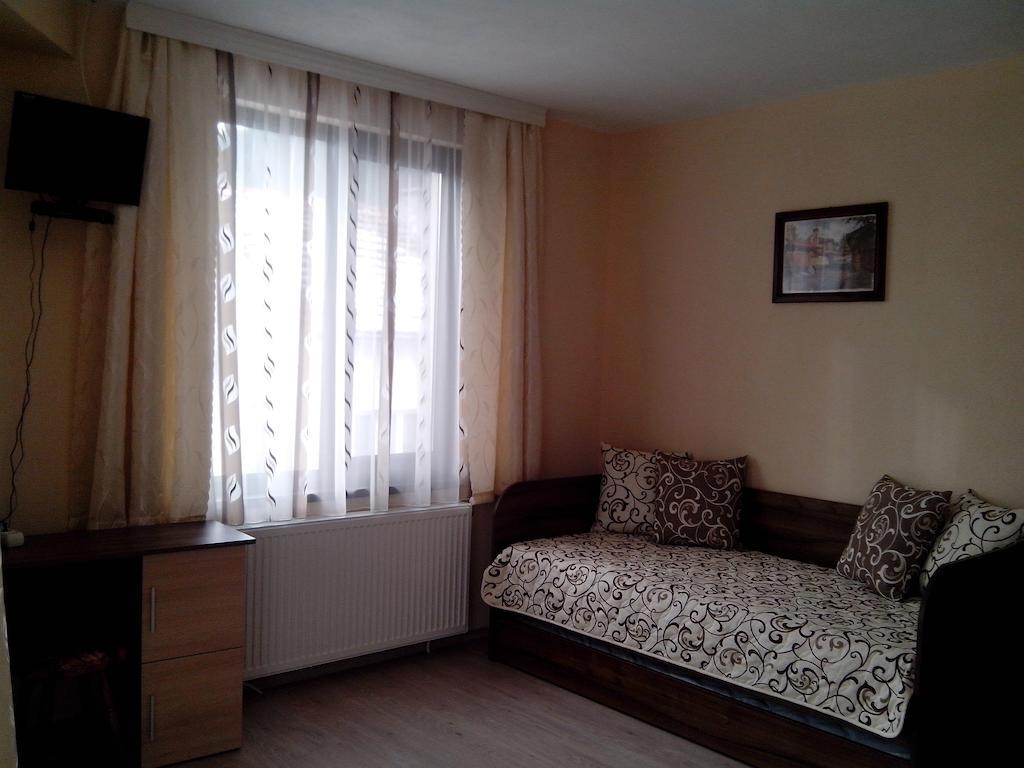 Advel Guest House Madzhare Chambre photo